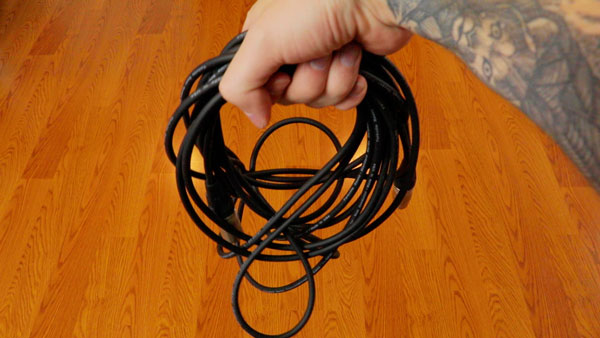 An image of a cable that has been wrapped incorrectly.